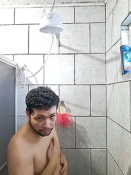 Snapshot of Mael220 chatting on 25, 9, 2025 Mael220 online show from 25, 9, 2025