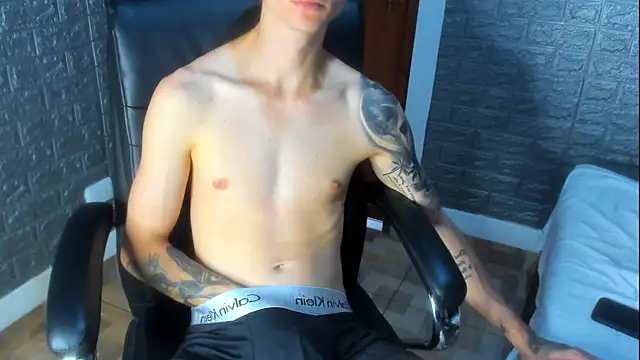 Snapshot of Dmtry6 chatting on 19, 9, 2025 Dmtry6 online show from 19, 9, 2025