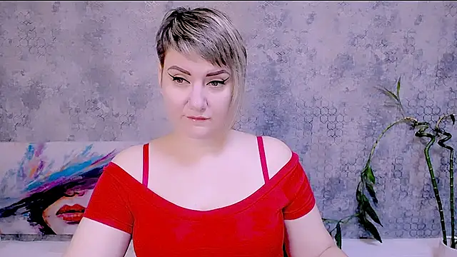 Djullia online show from 8, 11, 2025