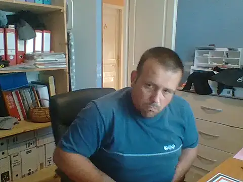 Snapshot of manubm03 chatting on 1, 7, 2026 manubm03 online show from 1, 7, 2026