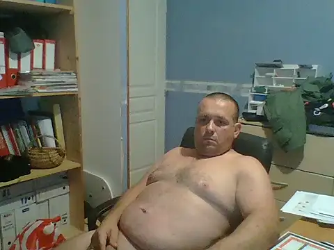 Snapshot of manubm03 chatting on 15, 7, 2026 manubm03 online show from 15, 7, 2026