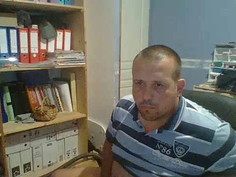 Snapshot of manubm03 chatting on 22, 7, 2026 manubm03 online show from 22, 7, 2026