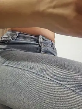 Snapshot of KamaSons chatting on 23, 3, 2026 KamaSons online show from 23, 3, 2026