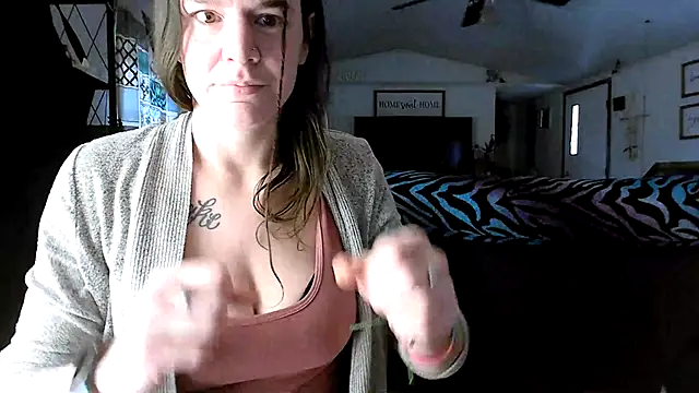 Snapshot of xodana chatting on 3, 2, 2025 xodana online show from 3, 2, 2025