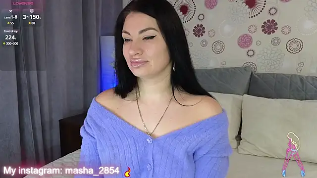 Snapshot of Madelynn chatting on 9, 2, 2025 Madelynn online show from 9, 2, 2025