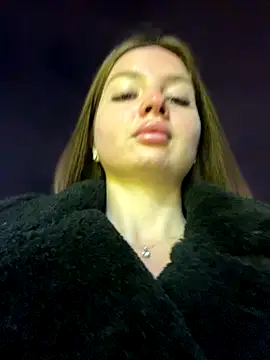 Snapshot of KrisMagnoly chatting on 30, 10, 2025 KrisMagnoly online show from 30, 10, 2025