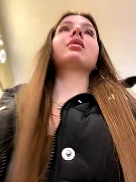 Snapshot of KrisMagnoly chatting on 31, 10, 2025 KrisMagnoly online show from 31, 10, 2025