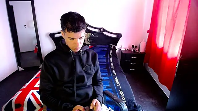 Snapshot of Deiby_casas chatting on 27, 2, 2025 Deiby casas online show from 27, 2, 2025