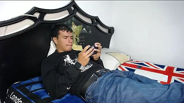 Snapshot of Deiby_casas chatting on 31, 10, 2025 Deiby casas online show from 31, 10, 2025