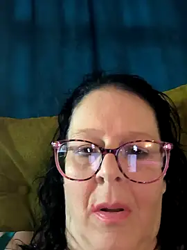 Snapshot of davisdesires@xh chatting on 30, 12, 2024 davisdesiresxh online show from 30, 12, 2024