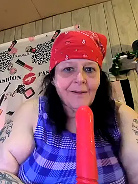 Snapshot of davisdesires@xh chatting on 12, 3, 2025 davisdesiresxh online show from 12, 3, 2025