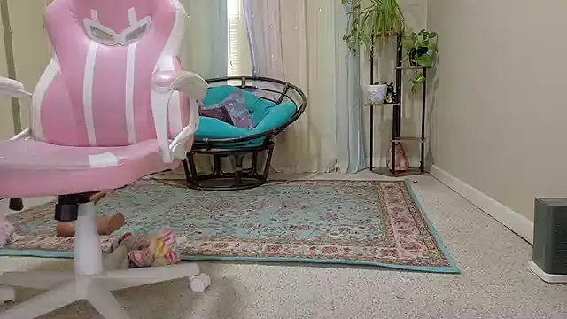 Snapshot of Emihaze chatting on 10, 3, 2026 Emihaze online show from 10, 3, 2026