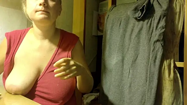 FrumCake online show from 10, 9, 2025