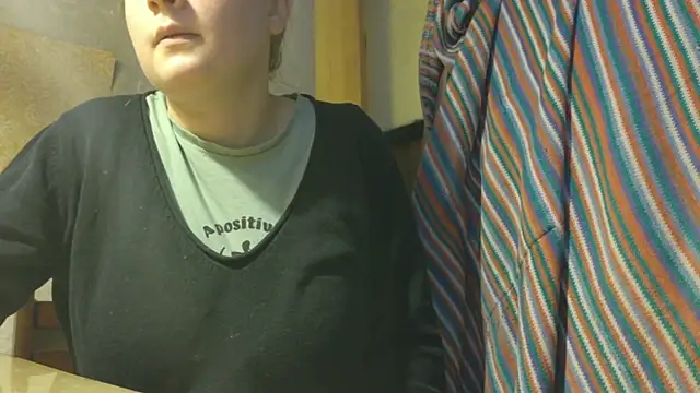 Snapshot of FrumCake chatting on 10, 3, 2026 FrumCake online show from 10, 3, 2026