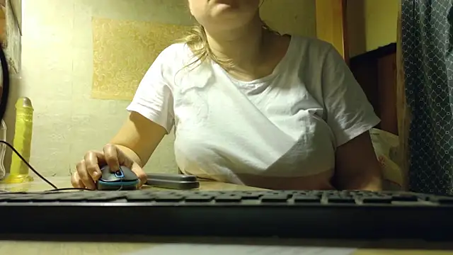 Snapshot of FrumCake chatting on 23, 3, 2026 FrumCake online show from 23, 3, 2026