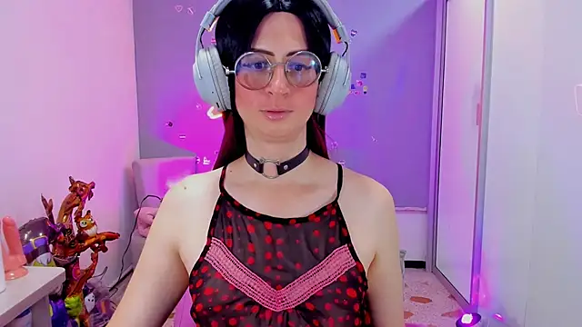 Snapshot of KimberlyJohnsoon chatting on 8, 12, 2024 KimberlyJohnsoon online show from 8, 12, 2024