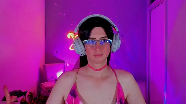 Snapshot of KimberlyJohnsoon chatting on 22, 12, 2024 KimberlyJohnsoon online show from 22, 12, 2024