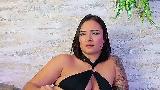 Lea Foster online show from 6, 3, 2025