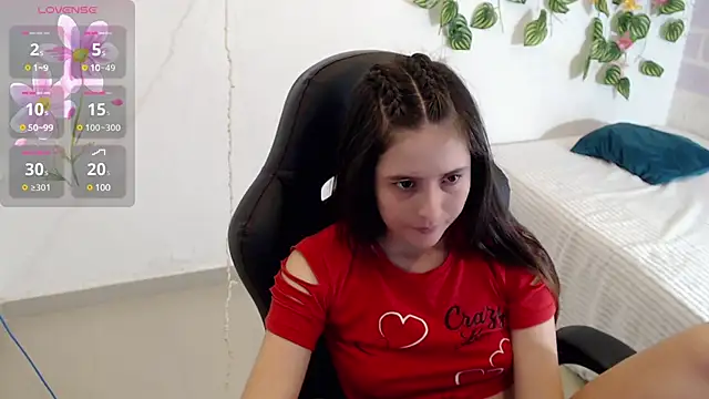 Snapshot of tania_sweet__ chatting on 14, 12, 2024 tania sweet   online show from 14, 12, 2024