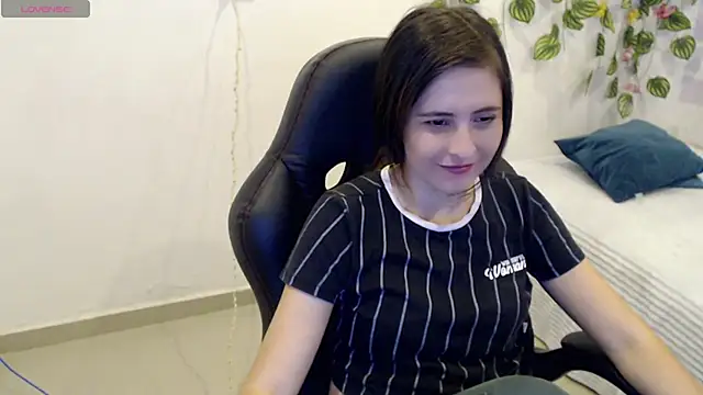 Snapshot of tania_sweet__ chatting on 17, 1, 2025 tania sweet   online show from 17, 1, 2025