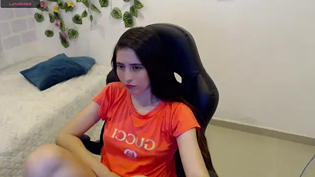 Snapshot of tania_sweet__ chatting on 21, 3, 2025 tania sweet   online show from 21, 3, 2025