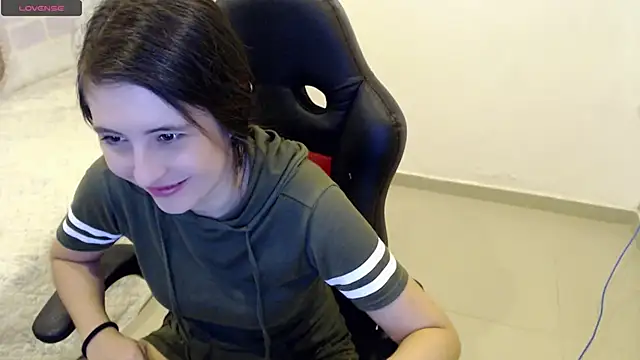 Snapshot of tania_sweet__ chatting on 22, 3, 2025 tania sweet   online show from 22, 3, 2025