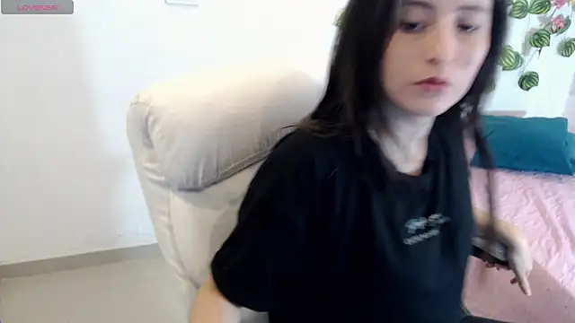Snapshot of tania_sweet__ chatting on 14, 9, 2025 tania sweet   online show from 14, 9, 2025