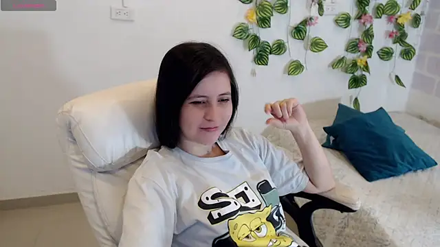Snapshot of tania_sweet__ chatting on 12, 10, 2025 tania sweet   online show from 12, 10, 2025