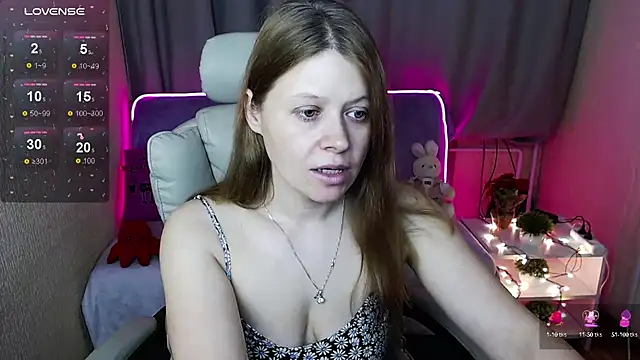 alekasamui online show from 10, 12, 2024