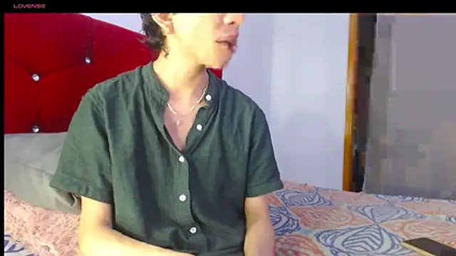 Snapshot of LAICK_01 chatting on 26, 4, 2026 LAICK 01 online show from 26, 4, 2026
