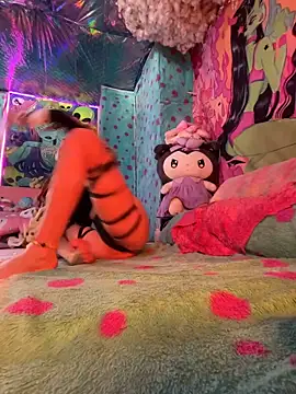 BABYUNICORN online show from 21, 12, 2025