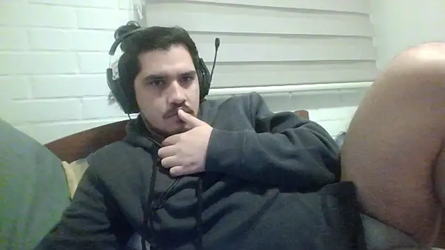hung weeb online show from 6, 5, 2026