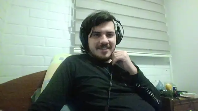hung weeb online show from 25, 5, 2026
