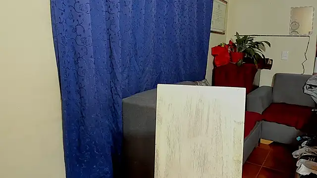 Snapshot of emma_luxy chatting on 30, 9, 2025 emma luxy online show from 30, 9, 2025