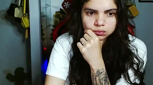 Nikkykora15 online show from 20, 12, 2024