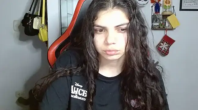 Nikkykora15 online show from 22, 12, 2024