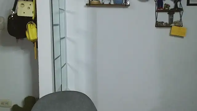 Nikkykora15 online show from 24, 1, 2025