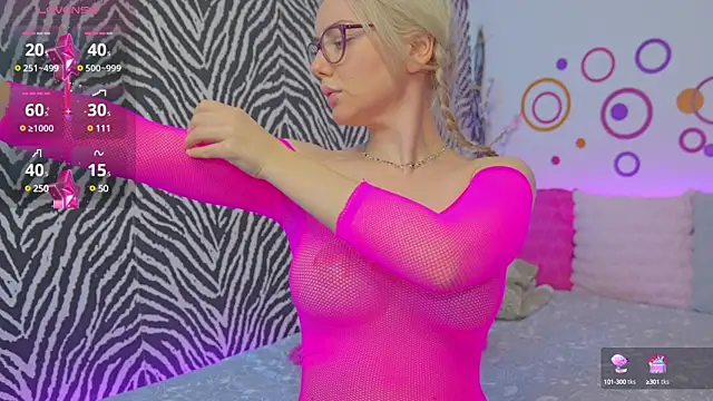 Snapshot of JennyShow chatting on 9, 3, 2025 JennyShow online show from 9, 3, 2025