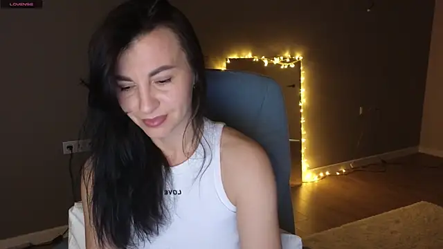 Snapshot of Mary_love16 chatting on 15, 3, 2025 Mary love16 online show from 15, 3, 2025