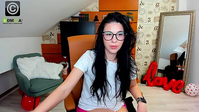 EmillyTaylor online show from 27, 2, 2025