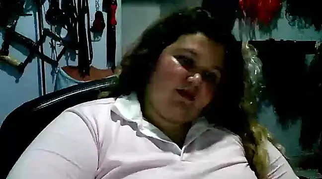 squirt322bbw online show from 11, 1, 2025