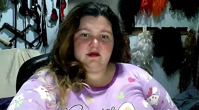 squirt322bbw online show from 1, 2, 2025