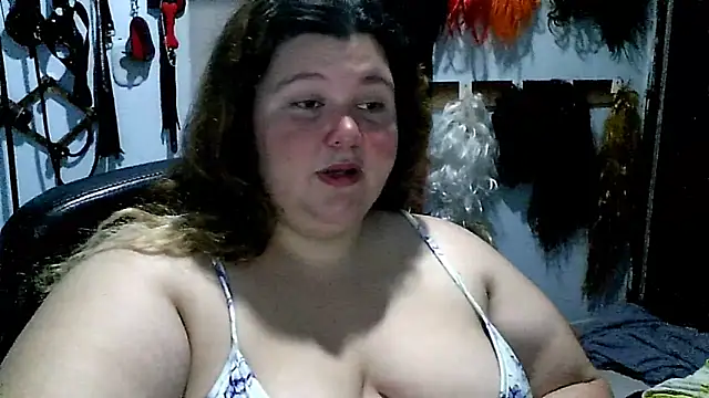 squirt322bbw online show from 2, 2, 2025