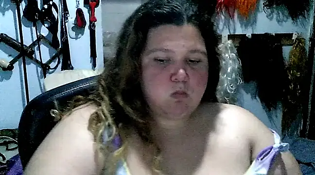 squirt322bbw online show from 6, 2, 2025