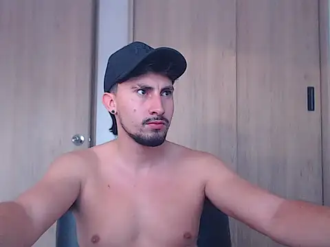 ChrisDamon online show from 23, 11, 2025