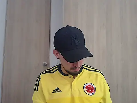 ChrisDamon online show from 4, 12, 2025