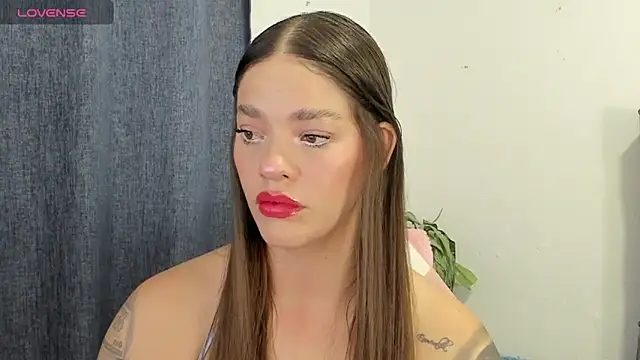 Snapshot of zoe69x chatting on 20, 2, 2025 zoe69x online show from 20, 2, 2025