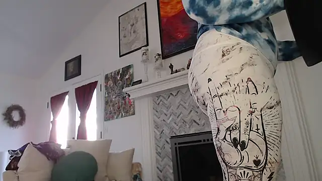 AuroraWillows online show from 1, 3, 2025