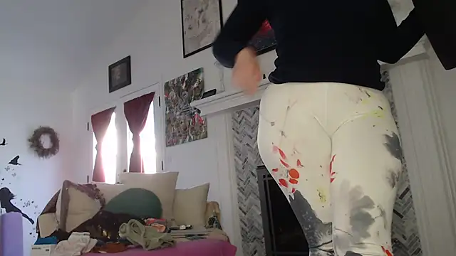 AuroraWillows online show from 9, 3, 2025