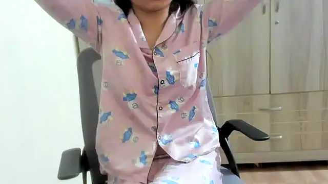 Snapshot of Beauty_Asian_Tina chatting on 10, 1, 2025 Beauty Asian Tina online show from 10, 1, 2025